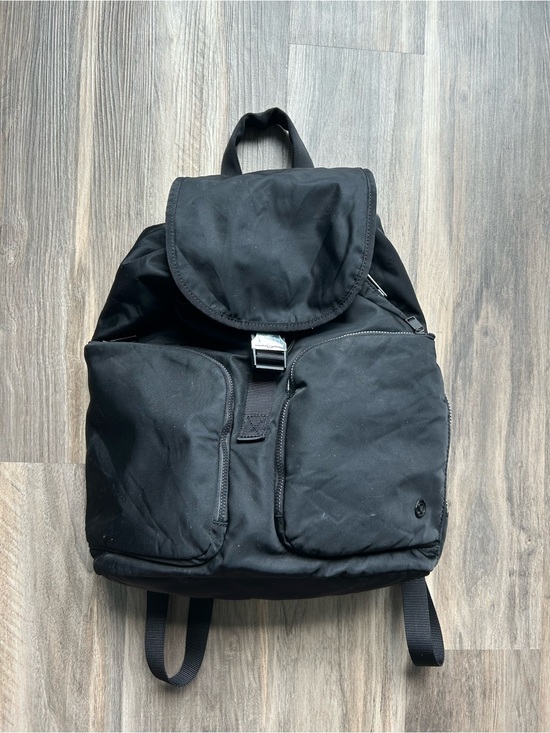 lululemon athletica Handbags - Lululemon Carry Onward Rucksack